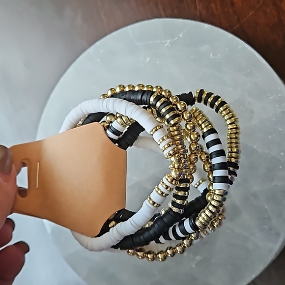 Trendy stackable black, white, & gold elastic bracelets with gift bag - Picture 4 of 6